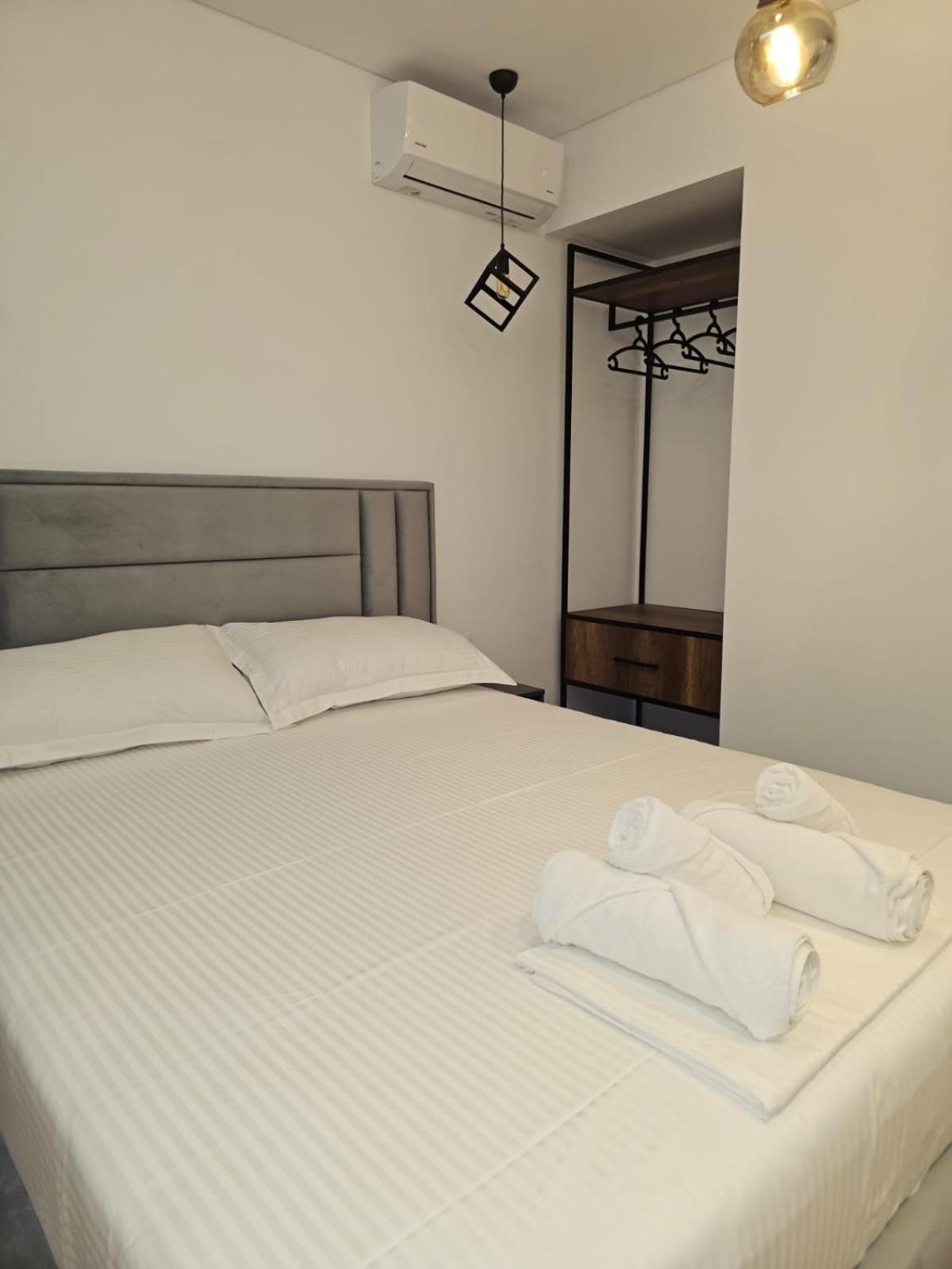 Ardit Seaside Rooms Sarandë Eksteriør bilde