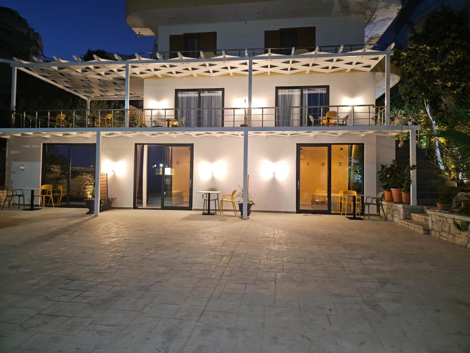 Ardit Seaside Rooms Sarandë Eksteriør bilde