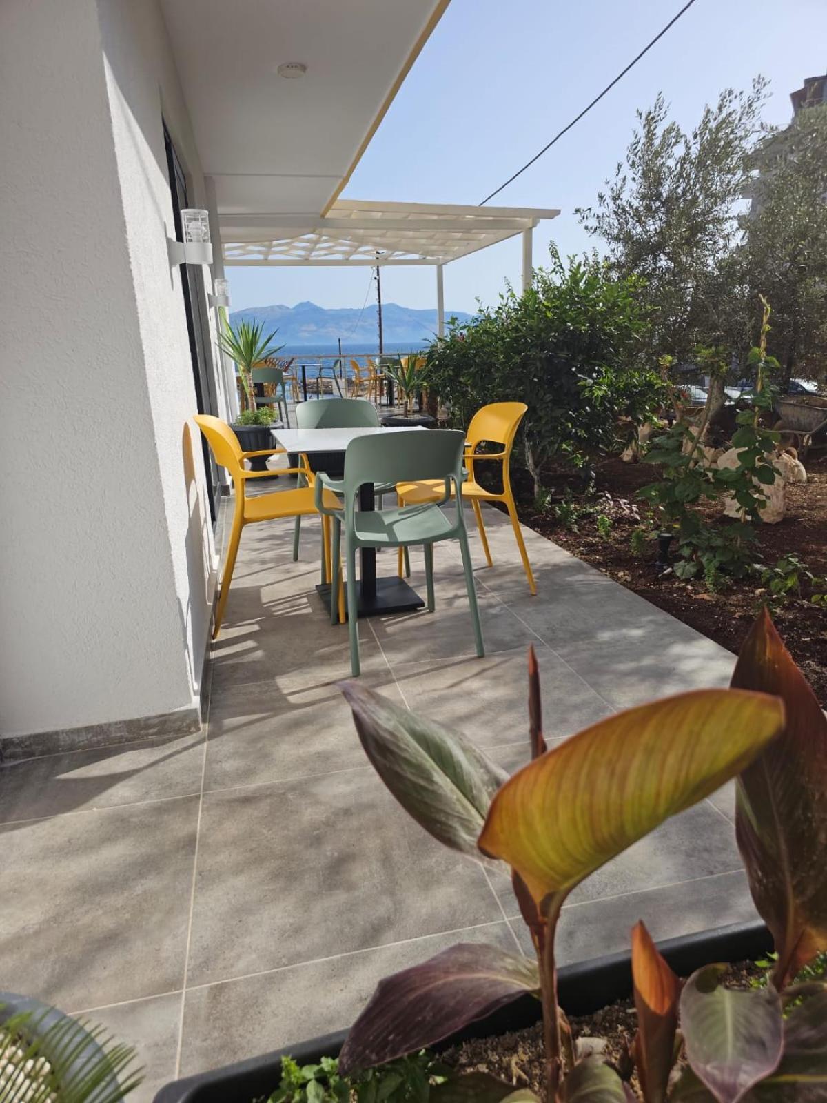 Ardit Seaside Rooms Sarandë Eksteriør bilde