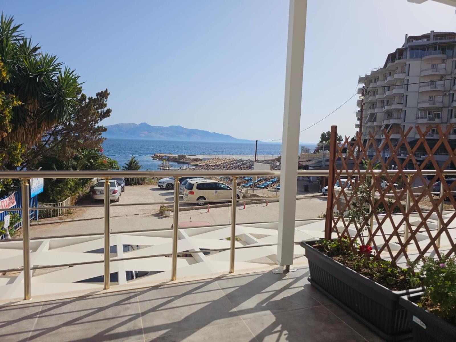 Ardit Seaside Rooms Sarandë Eksteriør bilde